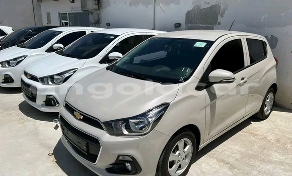 Buy Used Chevrolet spark White Car in Luanda in Luanda Province Buy Used Chevrolet spark White Car in Luanda in Luanda Province