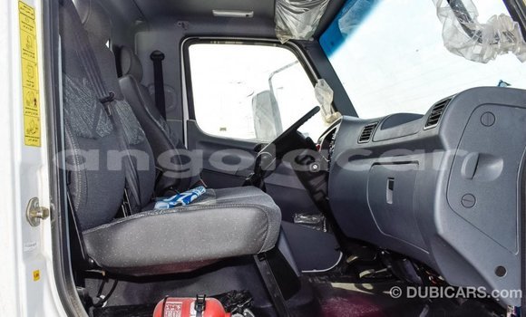 Buy Import Mercedes-Benz 190 White Car in Import - Dubai in Bengo Province Buy Import Mercedes-Benz 190 White Car in Import - Dubai in Bengo Province