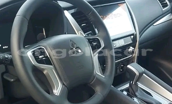 Acheter Occasion Voiture Mitsubishi Pajero Noir à Luena, Moxico Acheter Occasion Voiture Mitsubishi Pajero Noir à Luena, Moxico