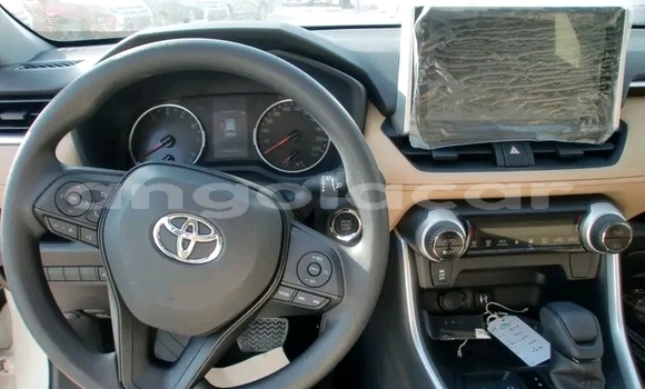 Comprar Usado Toyota RAV4 Outro Carro em Luanda em Luanda Province Comprar Usado Toyota RAV4 Outro Carro em Luanda em Luanda Province
