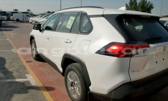 Comprar Usado Toyota RAV4 Outro Carro em Luanda em Luanda Province Comprar Usado Toyota RAV4 Outro Carro em Luanda em Luanda Province