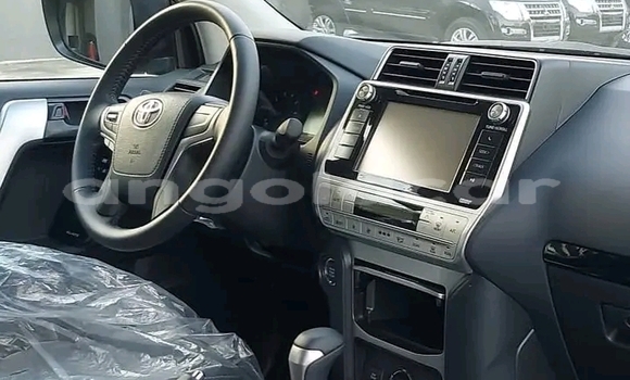 Buy Used Toyota Land Cruiser Black Car in Luanda in Luanda Province Buy Used Toyota Land Cruiser Black Car in Luanda in Luanda Province