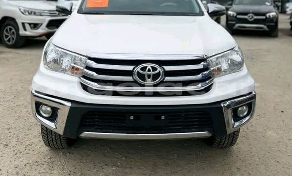 Acheter Occasion Voiture Toyota Hilux Blanc à Luena, Moxico Acheter Occasion Voiture Toyota Hilux Blanc à Luena, Moxico
