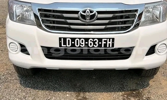 Buy Used Toyota Hilux White Car in Luanda in Luanda Province Buy Used Toyota Hilux White Car in Luanda in Luanda Province