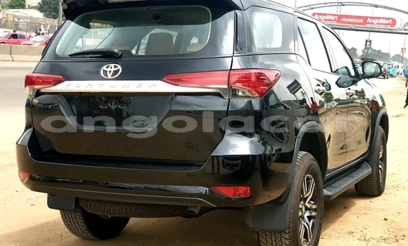 Buy Used Toyota Fortuner Black Car in Luanda in Luanda Province Buy Used Toyota Fortuner Black Car in Luanda in Luanda Province