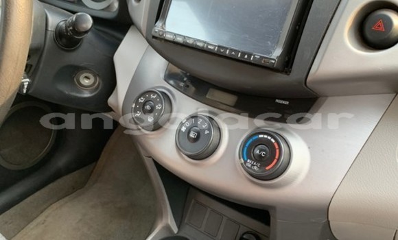 Comprar Usado Toyota RAV4 Outro Carro em Luanda em Luanda Province Comprar Usado Toyota RAV4 Outro Carro em Luanda em Luanda Province