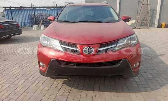 Comprar Usado Toyota RAV4 Vermelho Carro em Luanda em Luanda Province