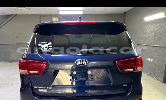 Buy Used Kia Sorento Blue Car in Luanda in Luanda Province Buy Used Kia Sorento Blue Car in Luanda in Luanda Province