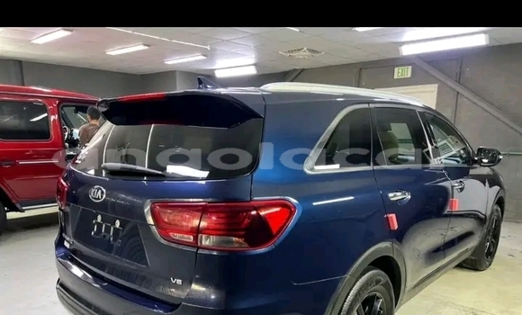 Buy Used Kia Sorento Blue Car in Luanda in Luanda Province Buy Used Kia Sorento Blue Car in Luanda in Luanda Province