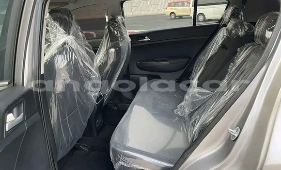 Buy Used Kia Sportage Other Car in Luanda in Luanda Province Buy Used Kia Sportage Other Car in Luanda in Luanda Province