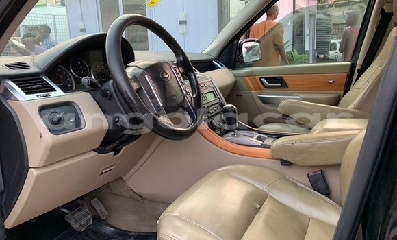 Buy Used Land Rover Range Rover Black Car in Luanda in Luanda Province Buy Used Land Rover Range Rover Black Car in Luanda in Luanda Province