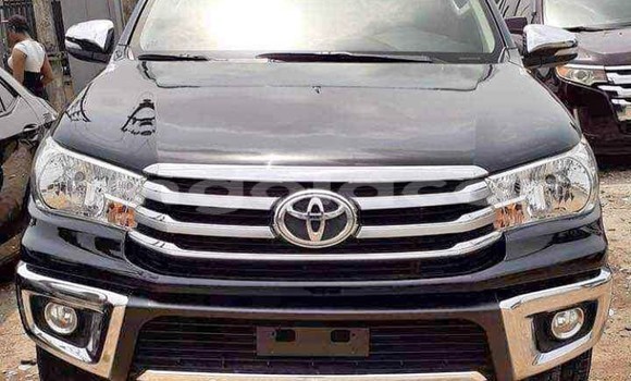Acheter Occasion Voiture Toyota Hilux Gris à Luanda, Province de Luanda