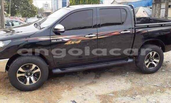 Comprar Usado Toyota Hilux Prata Carro em Luanda em Luanda Province Comprar Usado Toyota Hilux Prata Carro em Luanda em Luanda Province