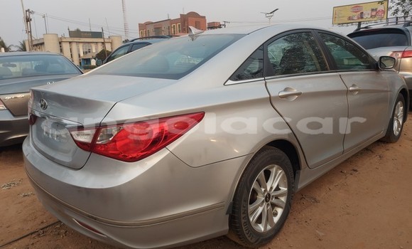 Buy Used Hyundai Sonata Other Car in Luanda in Luanda Province Buy Used Hyundai Sonata Other Car in Luanda in Luanda Province