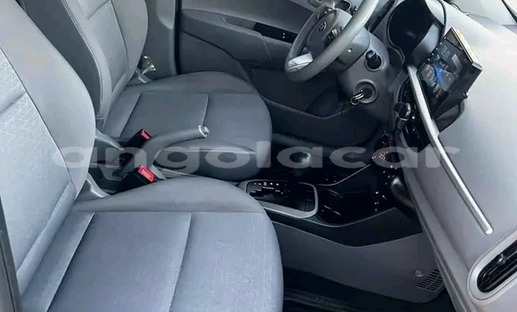 Buy Used Kia Morning Red Car in Luanda in Luanda Province Buy Used Kia Morning Red Car in Luanda in Luanda Province