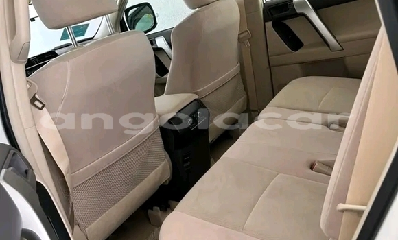 Comprar Usado Toyota Land Cruiser Prado Branco Carro em Luanda em Luanda Province Comprar Usado Toyota Land Cruiser Prado Branco Carro em Luanda em Luanda Province