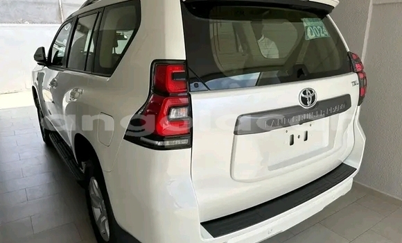 Comprar Usado Toyota Land Cruiser Prado Branco Carro em Luanda em Luanda Province Comprar Usado Toyota Land Cruiser Prado Branco Carro em Luanda em Luanda Province