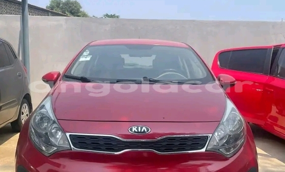Acheter Occasion Voiture Kia rio Rouge à Luanda, Province de Luanda
