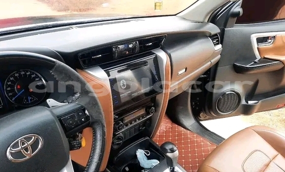Comprar Usado Toyota Fortuner Preto Carro em Luanda em Luanda Province Comprar Usado Toyota Fortuner Preto Carro em Luanda em Luanda Province