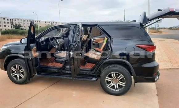 Comprar Usado Toyota Fortuner Preto Carro em Luanda em Luanda Province Comprar Usado Toyota Fortuner Preto Carro em Luanda em Luanda Province