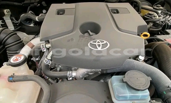 Buy Used Toyota Hilux White Car in Luanda in Luanda Province Buy Used Toyota Hilux White Car in Luanda in Luanda Province