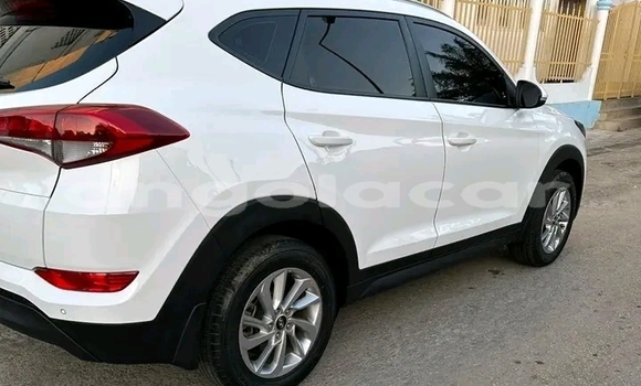 Comprar Usado Hyundai Tucson Branco Carro em Luanda em Luanda Province Comprar Usado Hyundai Tucson Branco Carro em Luanda em Luanda Province