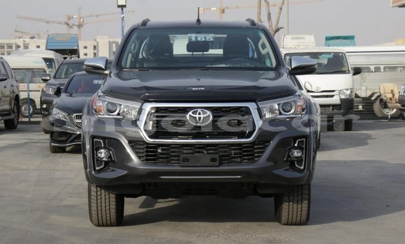 Acheter Neuf Voiture Toyota Hilux Noir à Benguela, Benguela Acheter Neuf Voiture Toyota Hilux Noir à Benguela, Benguela