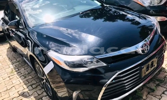 Comprar Usado Toyota Avalon Outro Carro em Luanda em Luanda Province