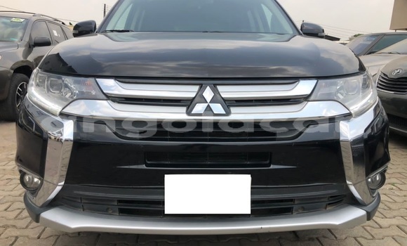 Buy Used Mitsubishi Outlander Black Car in Luanda in Luanda Province