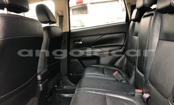 Comprar Usado Mitsubishi Outlander Preto Carro em Luanda em Luanda Province Comprar Usado Mitsubishi Outlander Preto Carro em Luanda em Luanda Province