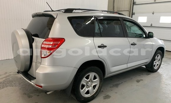 Comprar Usado Toyota RAV4 Prata Carro em Luanda em Luanda Province Comprar Usado Toyota RAV4 Prata Carro em Luanda em Luanda Province