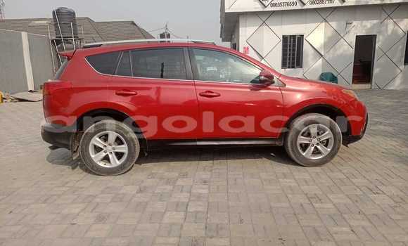 Acheter Occasion Voiture Toyota RAV4 Rouge à Luanda, Province de Luanda Acheter Occasion Voiture Toyota RAV4 Rouge à Luanda, Province de Luanda