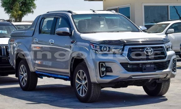 Comprar Novo Toyota Hilux Branco Carro em Benguela em Benguela Comprar Novo Toyota Hilux Branco Carro em Benguela em Benguela