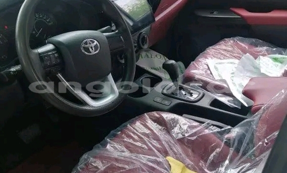 Comprar Usado Toyota Hilux Branco Carro em Luanda em Luanda Province Comprar Usado Toyota Hilux Branco Carro em Luanda em Luanda Province