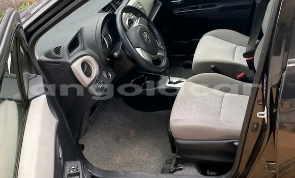 Comprar Usado Toyota Yaris Preto Carro em Luanda em Luanda Province Comprar Usado Toyota Yaris Preto Carro em Luanda em Luanda Province