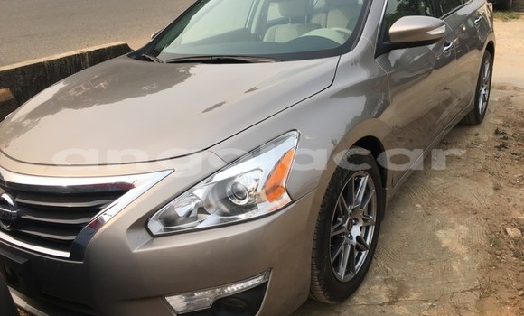 Buy Used Nissan Altima Silver Car in Luanda in Luanda Province Buy Used Nissan Altima Silver Car in Luanda in Luanda Province