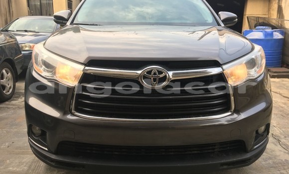 Buy Used Toyota Highlander Silver Car in Luanda in Luanda Province Buy Used Toyota Highlander Silver Car in Luanda in Luanda Province