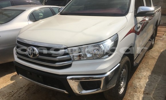 Buy Used Toyota Hilux White Car in Luanda in Luanda Province Buy Used Toyota Hilux White Car in Luanda in Luanda Province