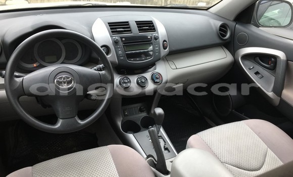 Acheter Occasion Voiture Toyota RAV4 Bleu à Luanda, Province de Luanda Acheter Occasion Voiture Toyota RAV4 Bleu à Luanda, Province de Luanda