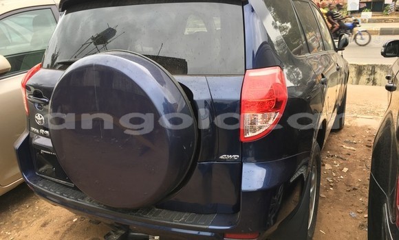 Acheter Occasion Voiture Toyota RAV4 Bleu à Luanda, Province de Luanda Acheter Occasion Voiture Toyota RAV4 Bleu à Luanda, Province de Luanda