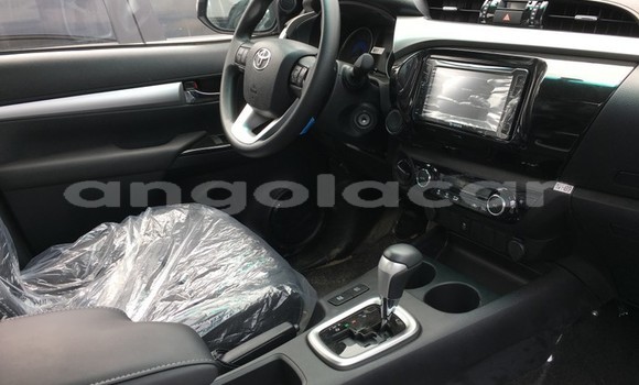 Acheter Occasion Voiture Toyota Hilux Noir à Luanda, Province de Luanda Acheter Occasion Voiture Toyota Hilux Noir à Luanda, Province de Luanda