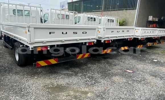 Buy Used Mitsubishi Colt White Car in Lobito in Benguela Buy Used Mitsubishi Colt White Car in Lobito in Benguela