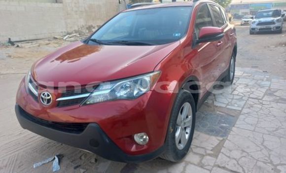 Comprar Usado Toyota RAV4 Vermelho Carro em Luanda em Luanda Province Comprar Usado Toyota RAV4 Vermelho Carro em Luanda em Luanda Province