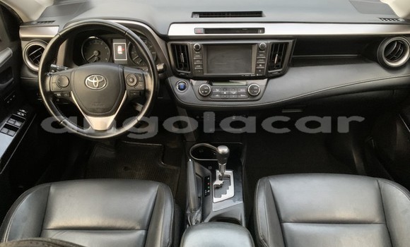 Acheter Occasion Voiture Toyota RAV4 Gris à Luanda, Province de Luanda Acheter Occasion Voiture Toyota RAV4 Gris à Luanda, Province de Luanda