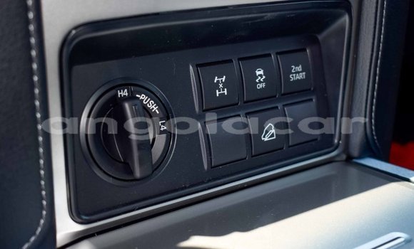 Comprar Novo Toyota Land Cruiser Prado Preto Carro em Caala em Huambo Comprar Novo Toyota Land Cruiser Prado Preto Carro em Caala em Huambo