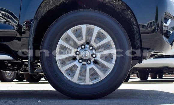 Comprar Novo Toyota Land Cruiser Prado Preto Carro em Caala em Huambo Comprar Novo Toyota Land Cruiser Prado Preto Carro em Caala em Huambo