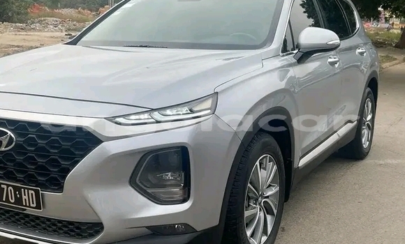 Buy Used Hyundai Santa Fe Other Car in Lobito in Benguela Buy Used Hyundai Santa Fe Other Car in Lobito in Benguela