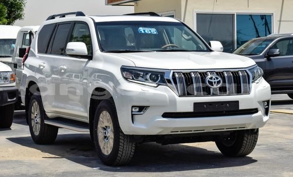 Acheter Neuf Voiture Toyota Land Cruiser Prado Blanc à Benguela, Benguela Acheter Neuf Voiture Toyota Land Cruiser Prado Blanc à Benguela, Benguela