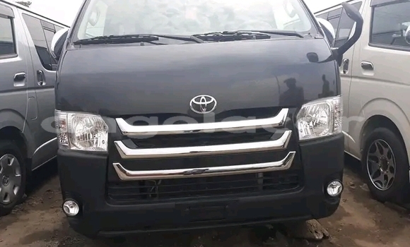 Buy Used Toyota Hiace Black Car in Luanda in Luanda Province Buy Used Toyota Hiace Black Car in Luanda in Luanda Province