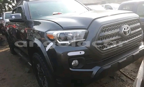Buy Used Toyota Tacoma Black Car in Luanda in Luanda Province Buy Used Toyota Tacoma Black Car in Luanda in Luanda Province